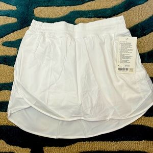 Lululemon hotty hot skirt!